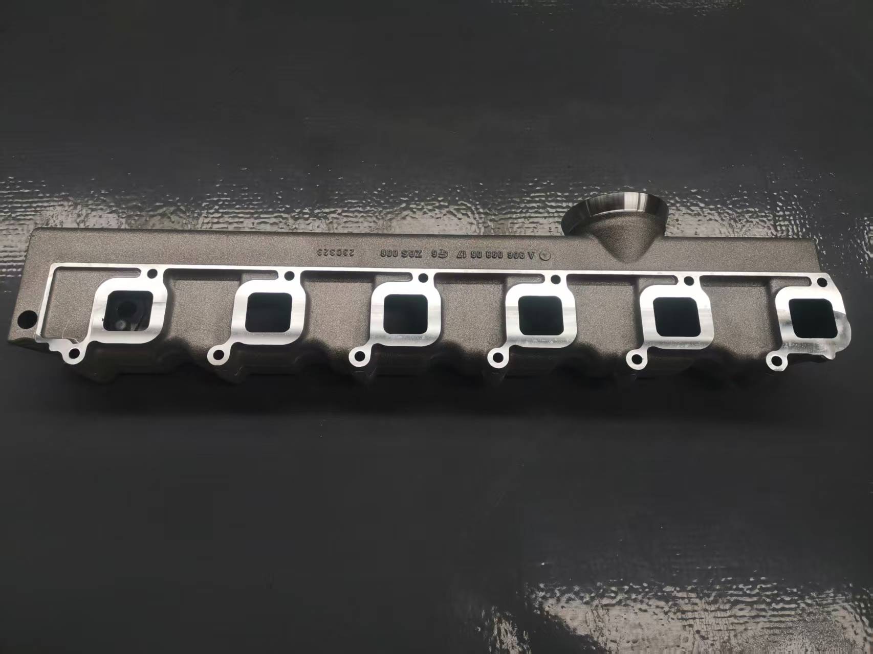 道依茨奔馳OM926發(fā)動(dòng)機(jī)外殼50511758/9060980617